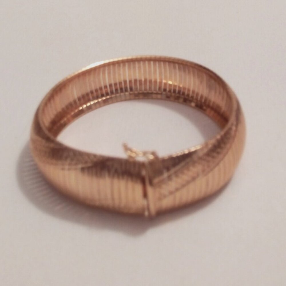 Mia Fiore Dyadema 8” Gold Plated Bangle - Picture 4 of 8
